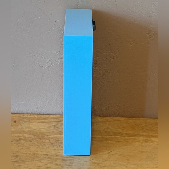 Winnie The Pooh “WEEKEND VIBES” Wood Wall Hanging Made By Sanrio. NWTS. - Picture 3 of 4